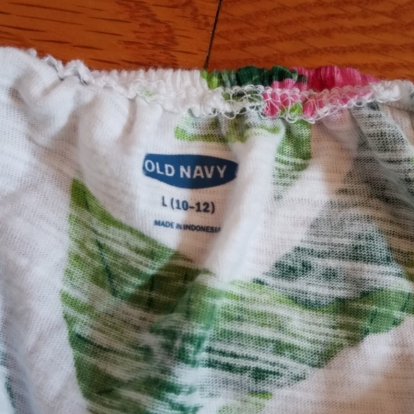 Girls flower top size L - Picture 3 of 3